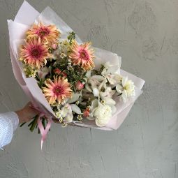 Gerbera Care: Enhance the Beauty of Your Bouquets
